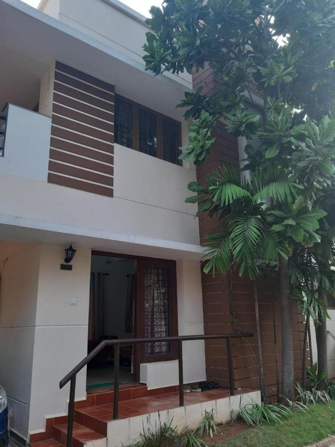 Barefootbay - Villa With Private Beach Access 钦奈 外观 照片